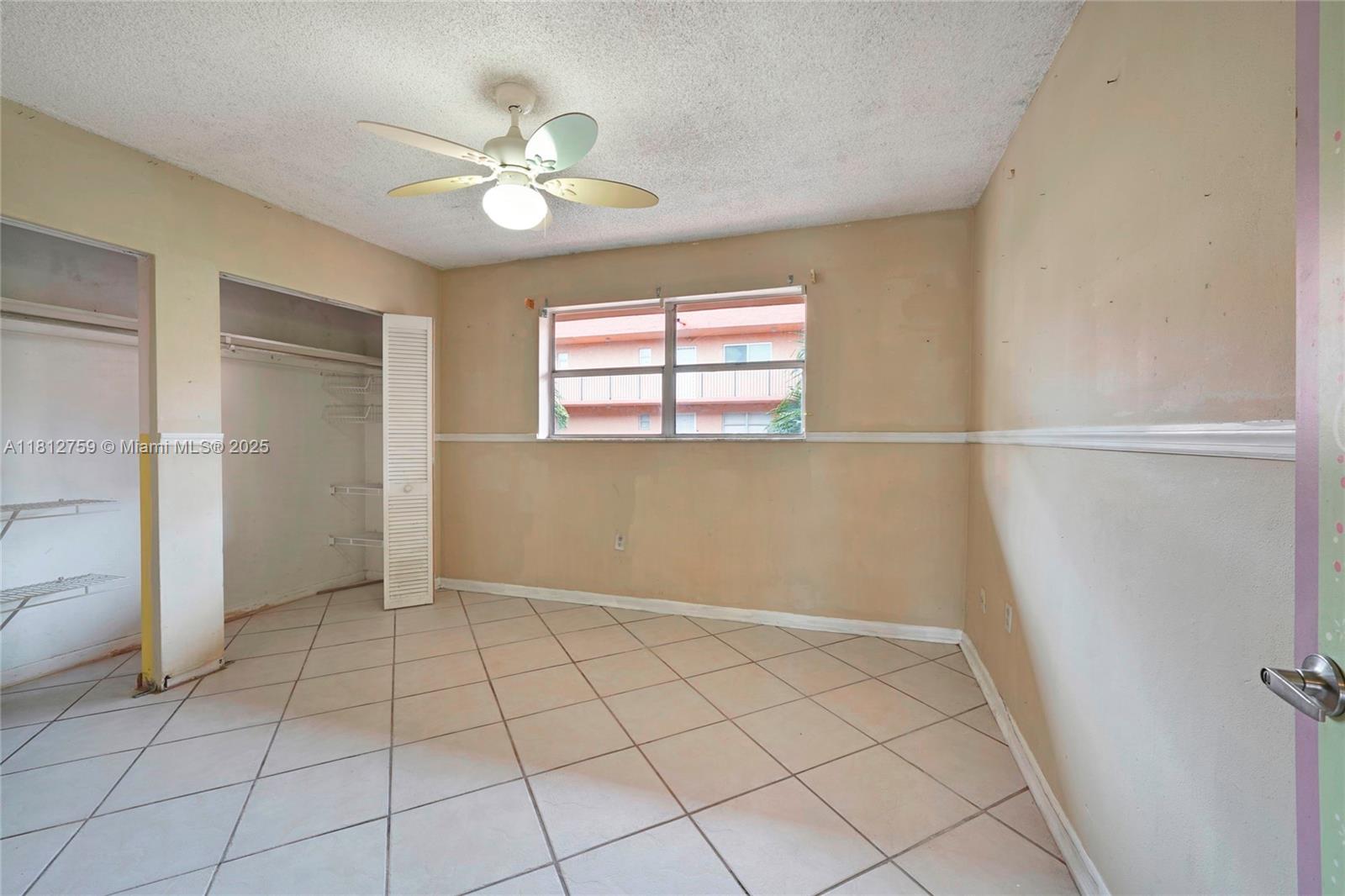 PALM-WEST GARDENS CONDO - Residential