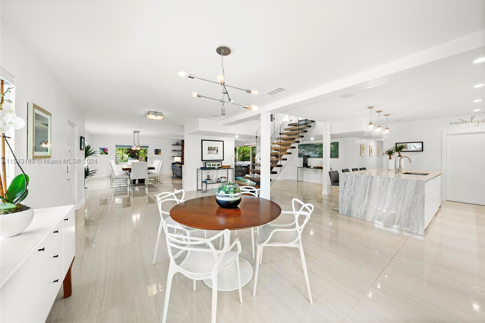 FROW HOMESTEAD - Residential