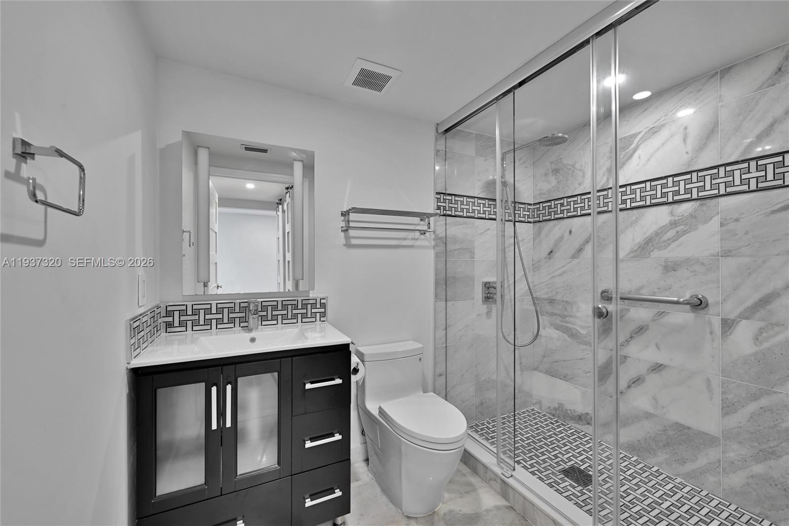 POINCIANA IS YT & RCQ CLU - Residential