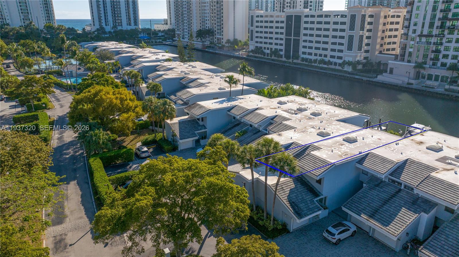 POINCIANA IS YT & RCQ CLU - Residential