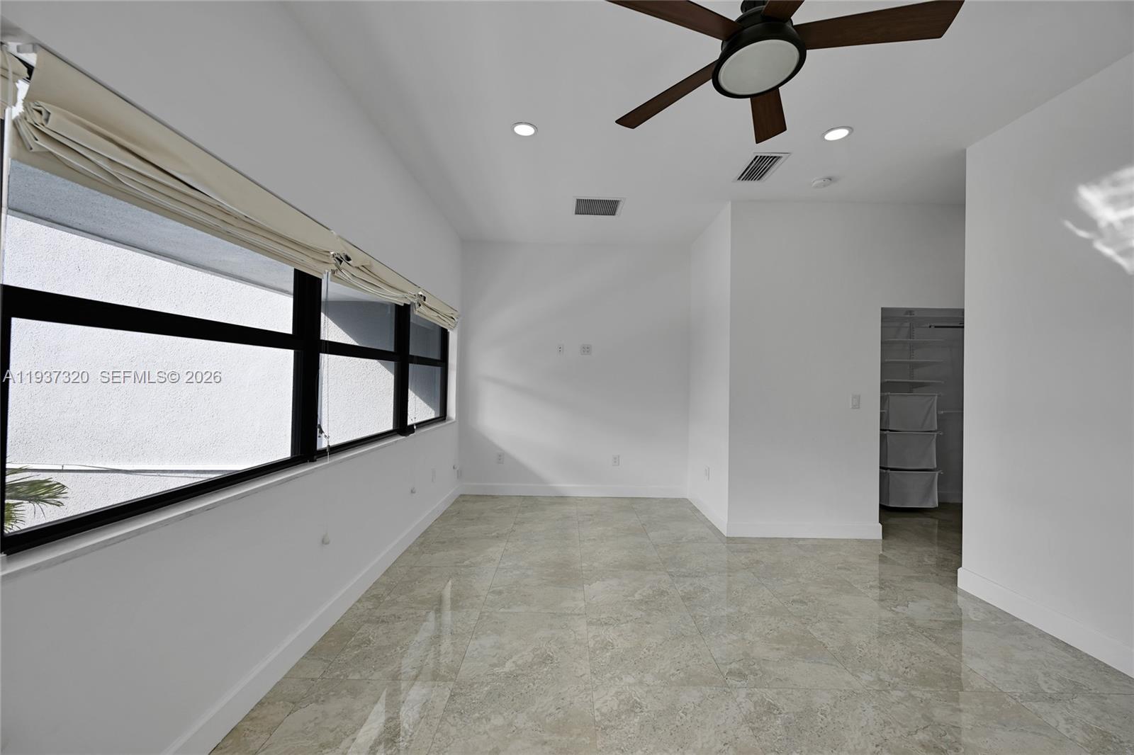 POINCIANA IS YT & RCQ CLU - Residential