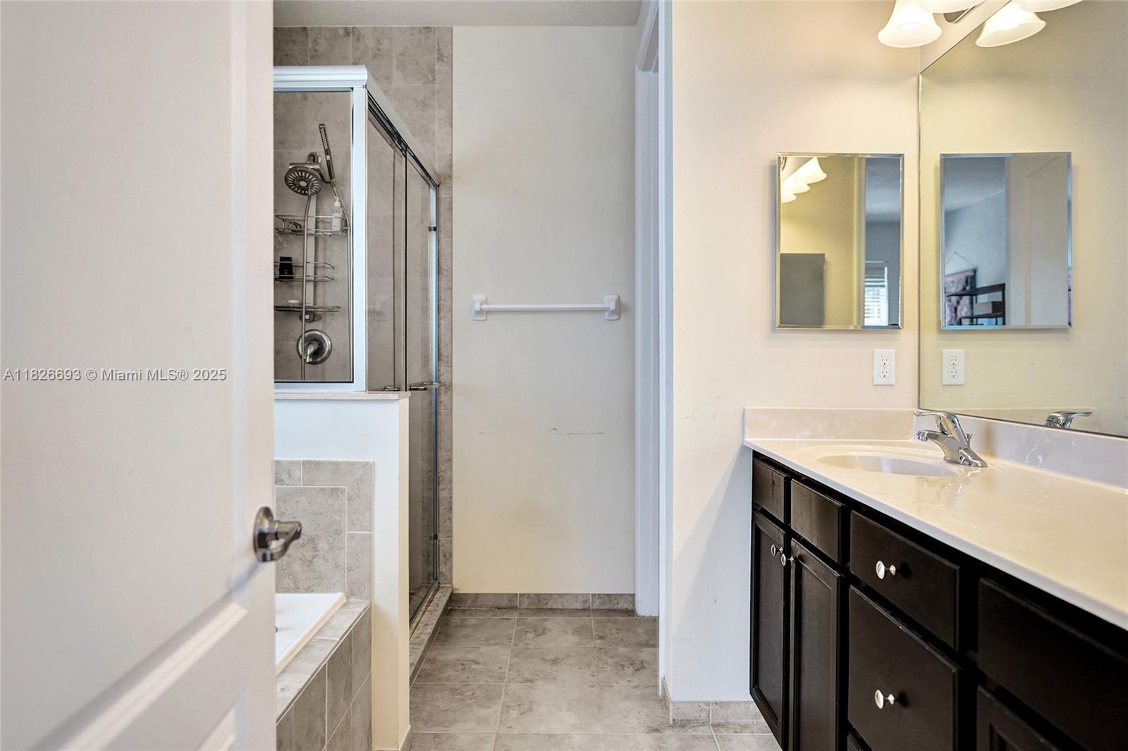 CAPISTARA - Residential