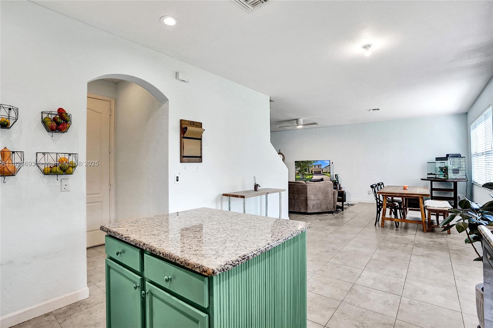 CAPISTARA - Residential