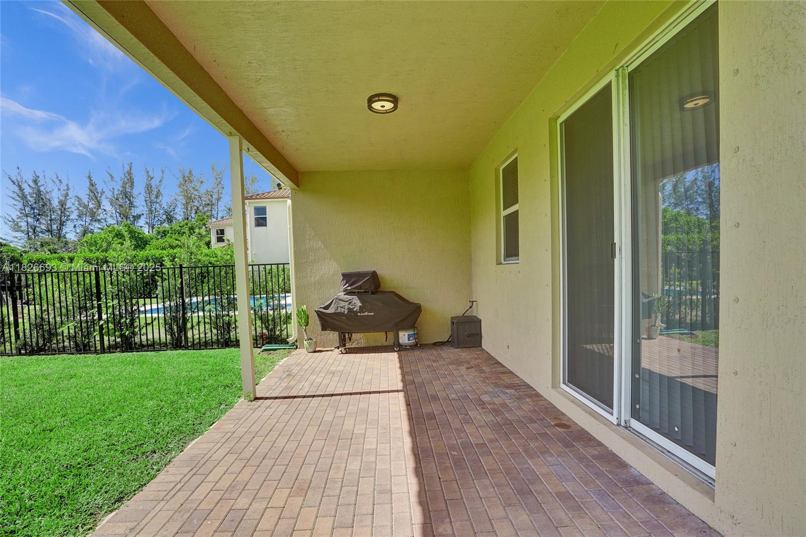 CAPISTARA - Residential