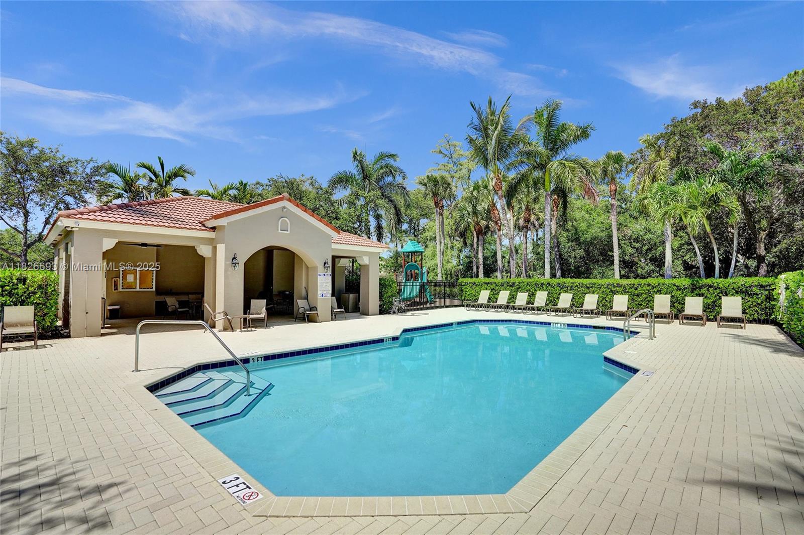 CAPISTARA - Residential