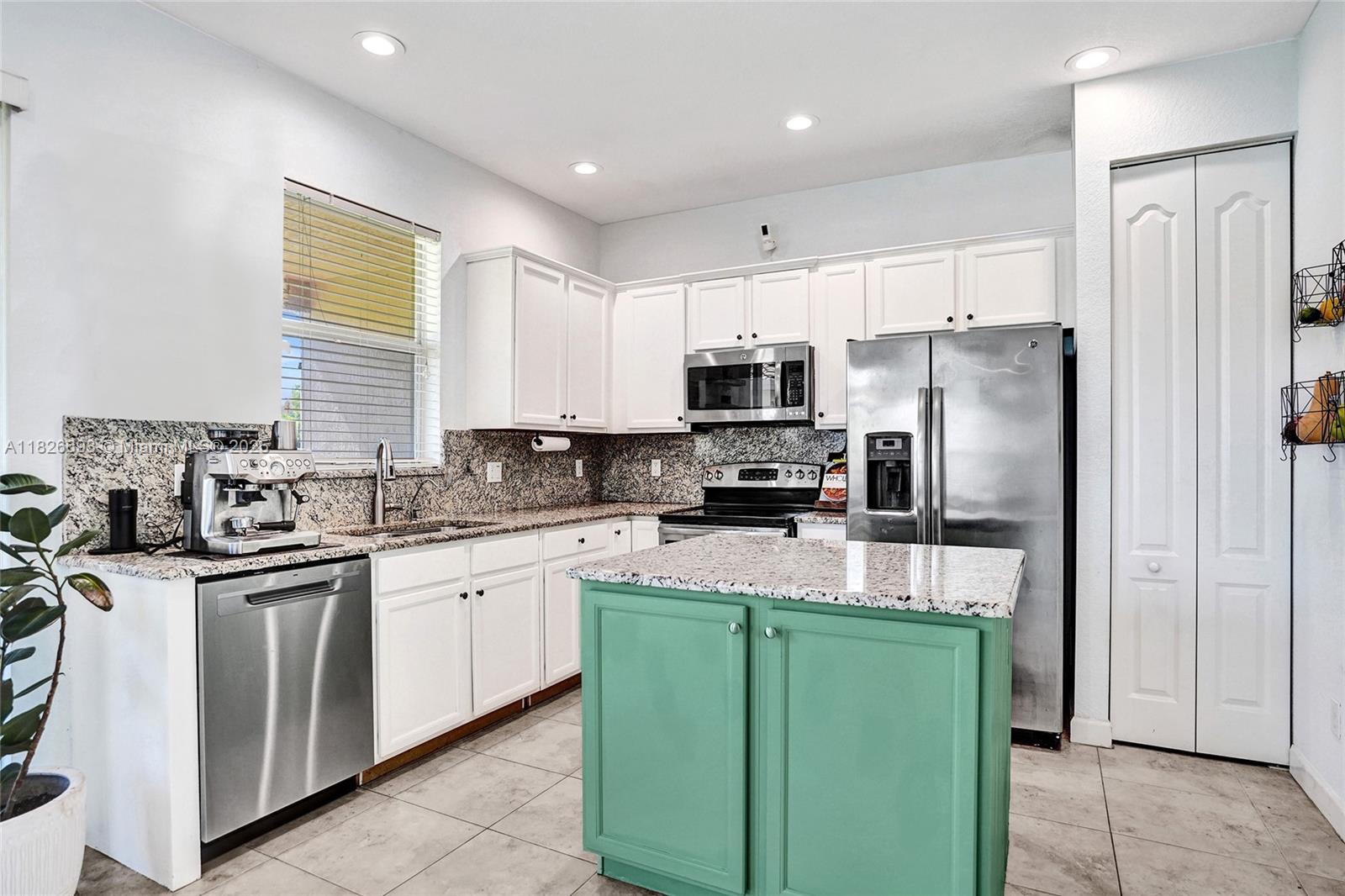 CAPISTARA - Residential