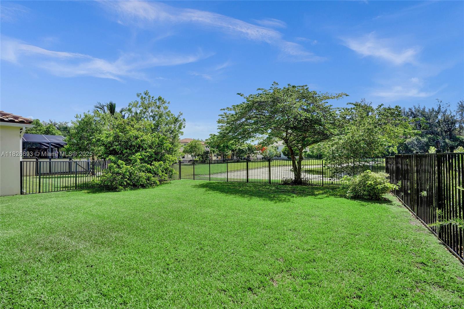 CAPISTARA - Residential