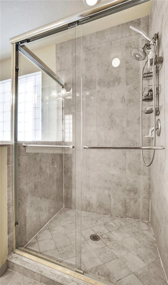 CAPISTARA - Residential