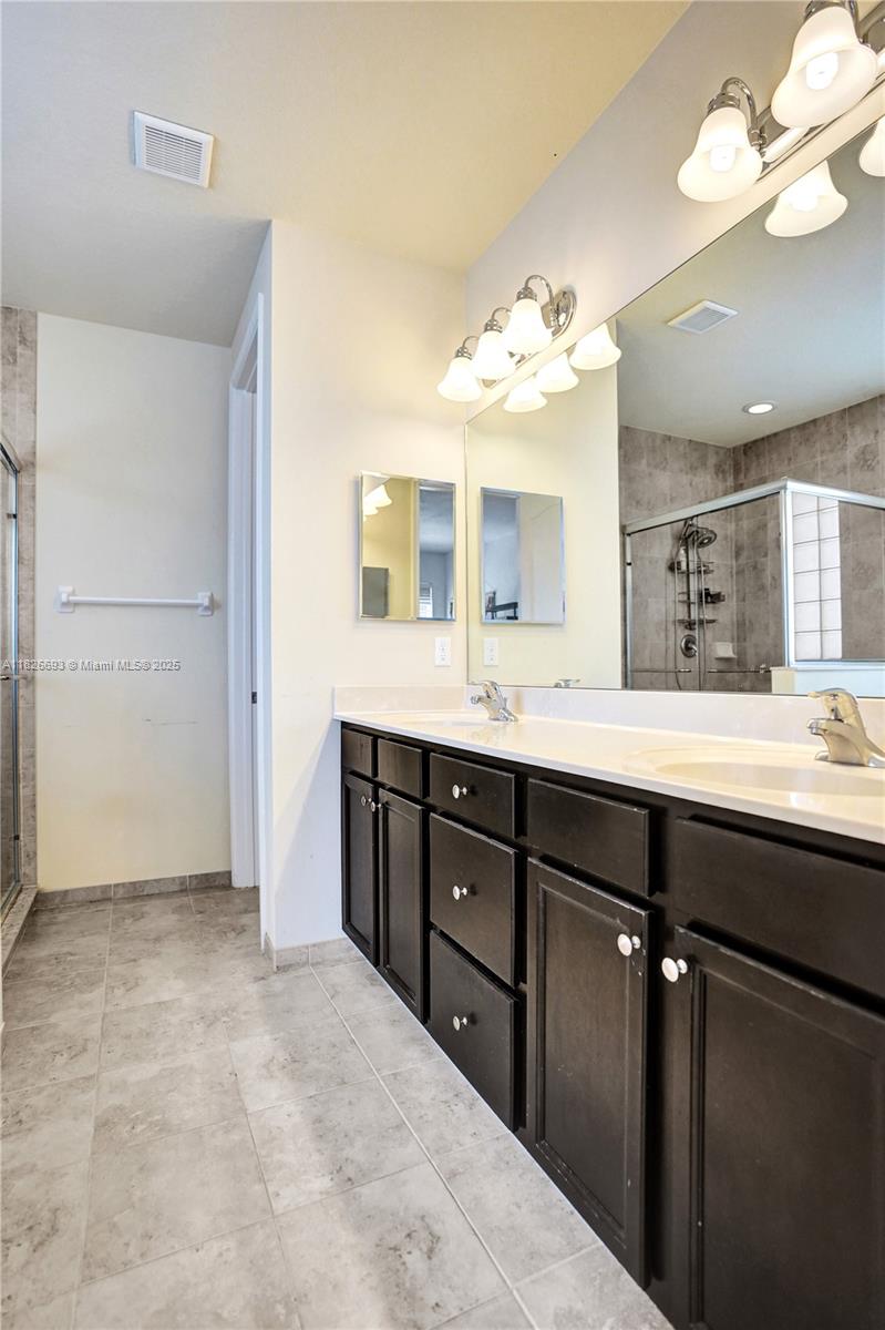 CAPISTARA - Residential