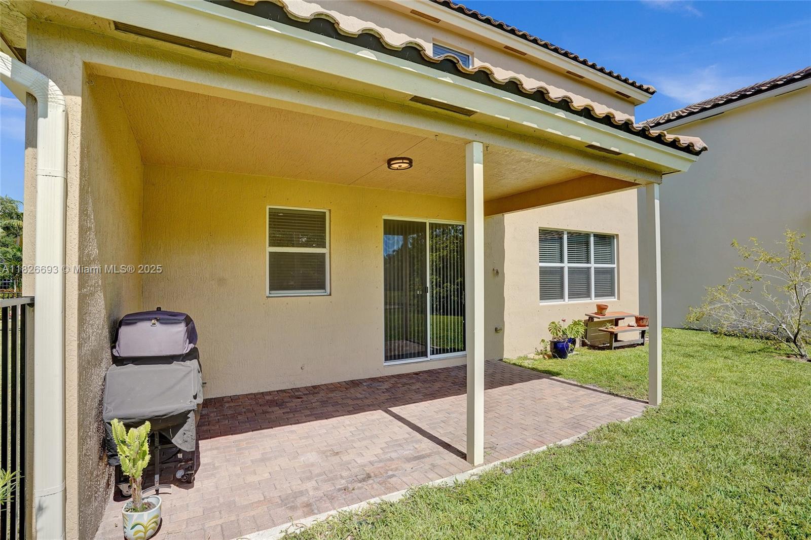 CAPISTARA - Residential