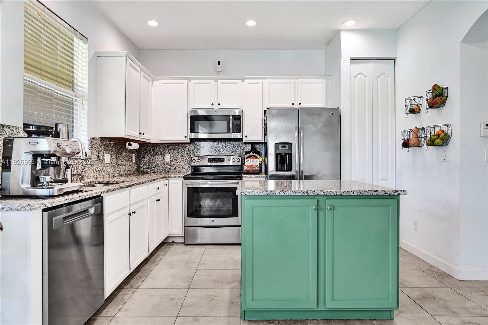 CAPISTARA - Residential