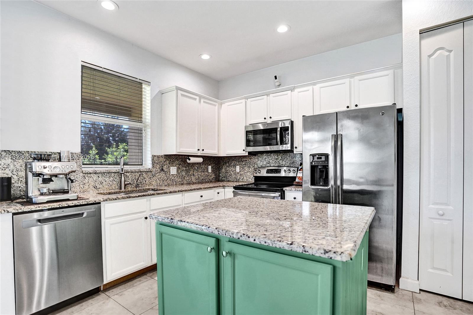 CAPISTARA - Residential