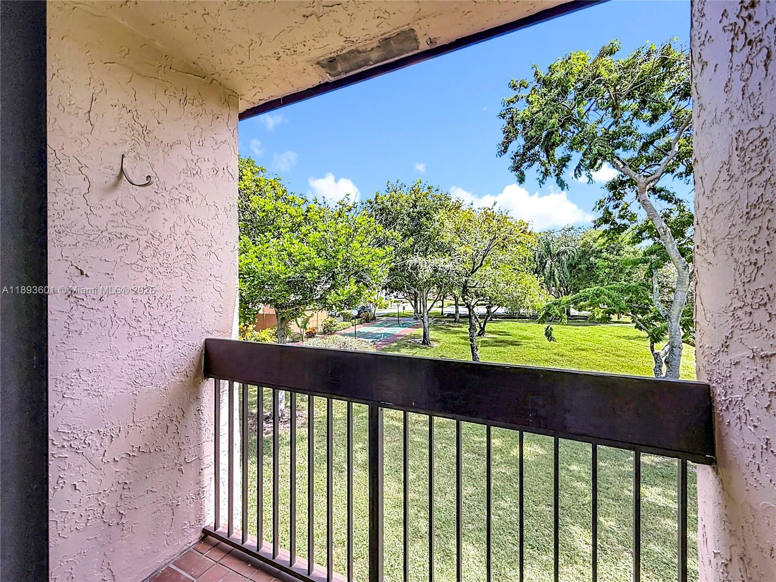 MEADOWRIDGE CONDO - Residential