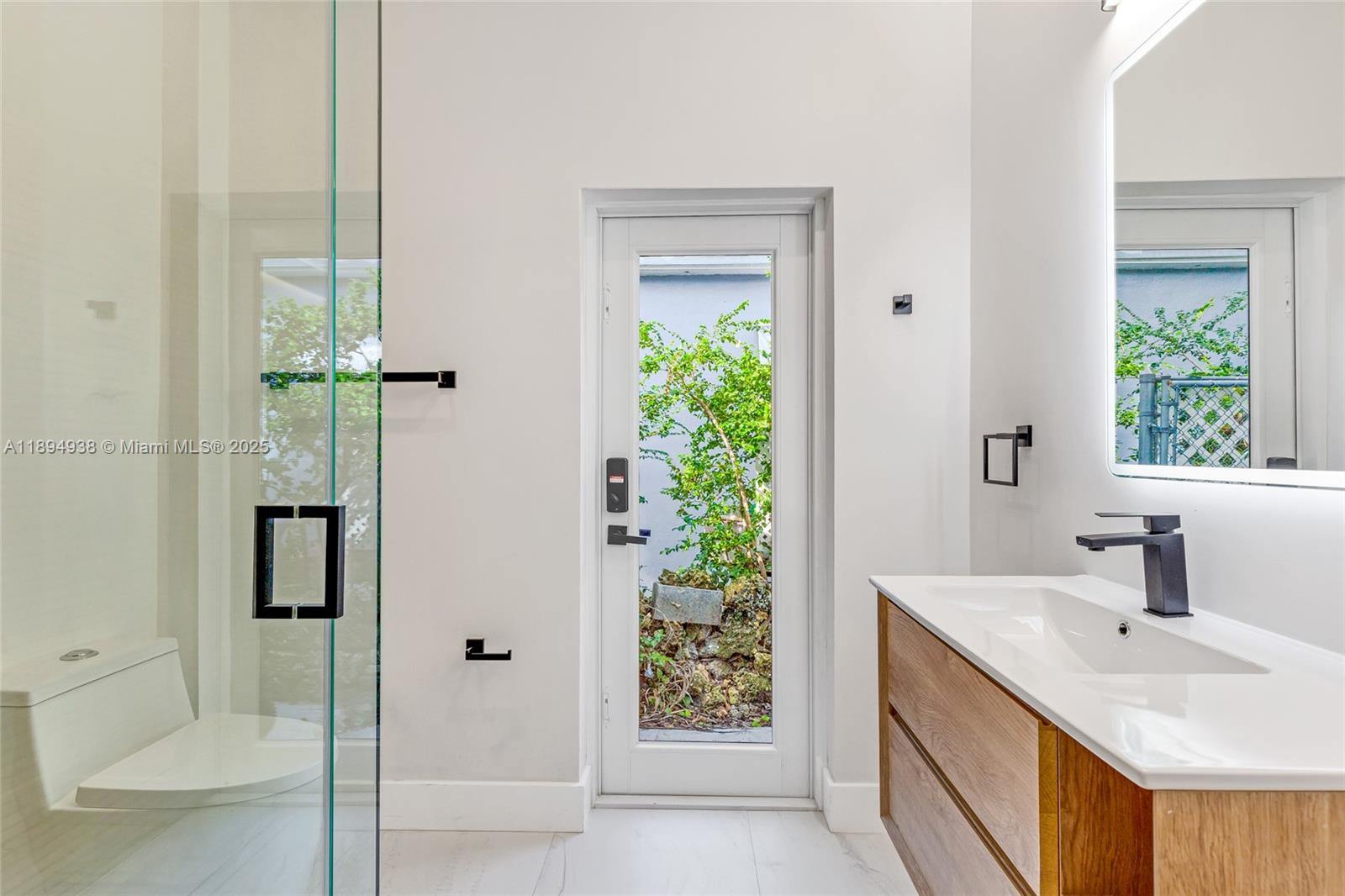 BRICKELL HAMMOCK UNIT NO - Residential Lease