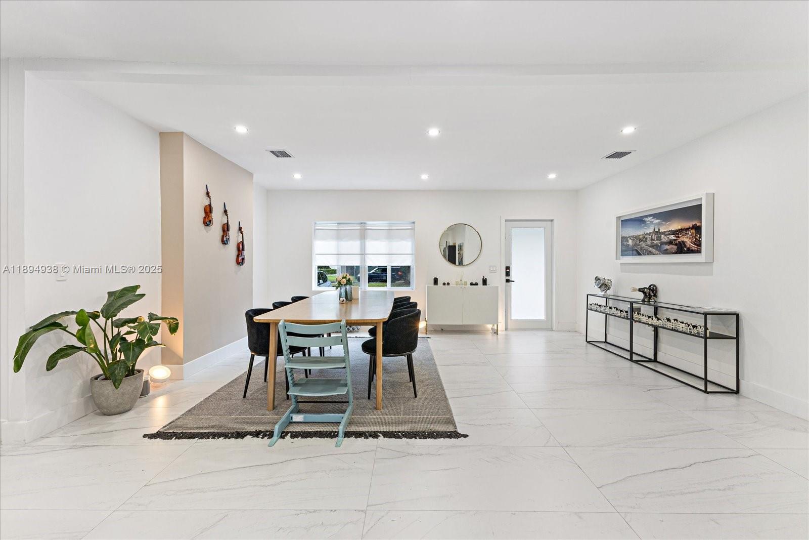 BRICKELL HAMMOCK UNIT NO - Residential Lease