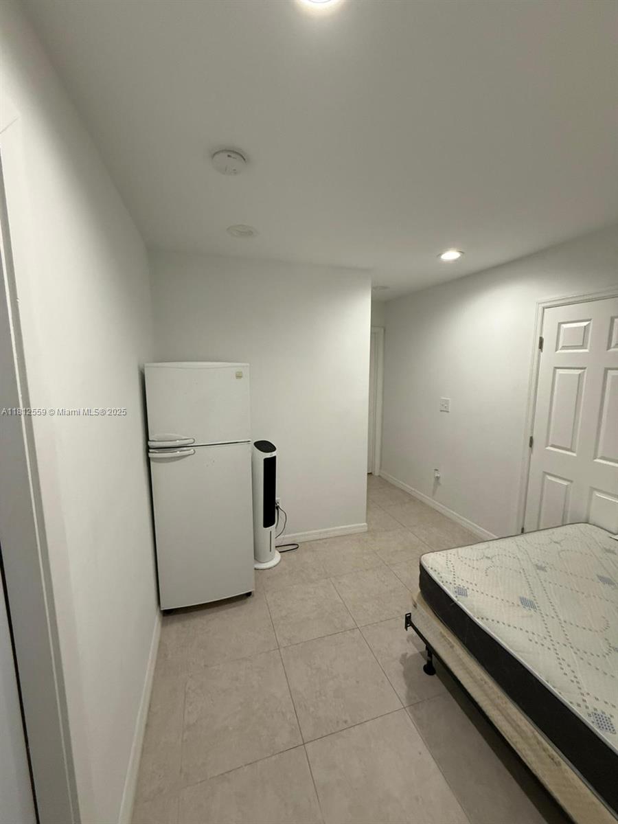 Address Not Disclosed, Fort Lauderdale, Broward County, Florida - 1 Bedrooms  
1 Bathrooms - 