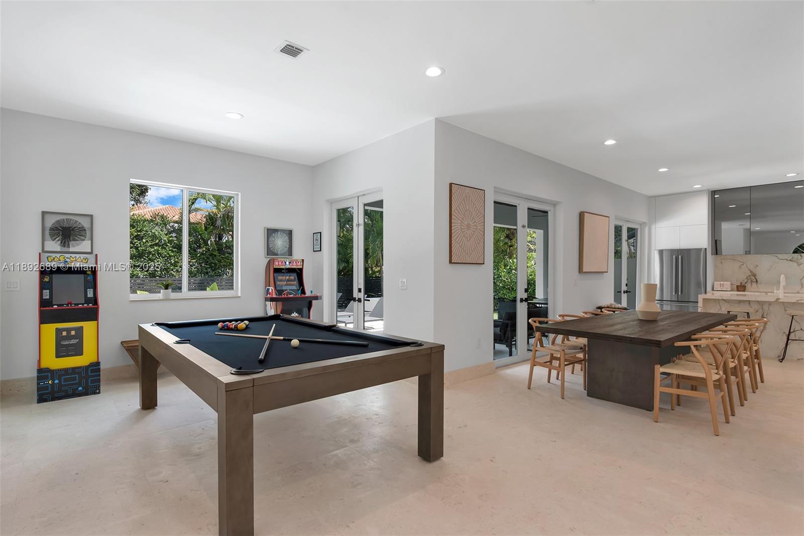 CENTRAL MIAMI PART 1 - Residential Lease