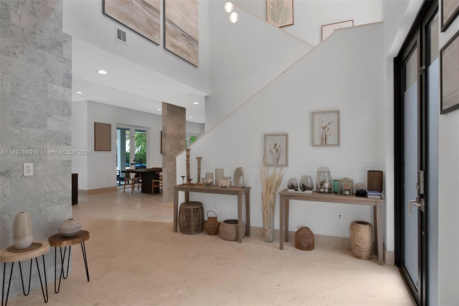CENTRAL MIAMI PART 1 - Residential Lease