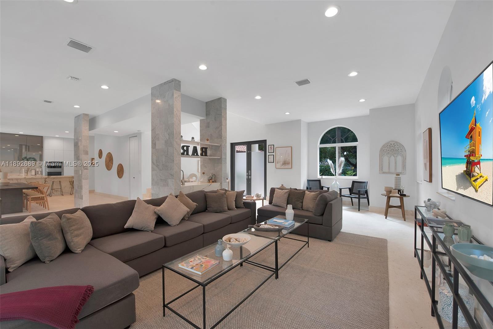 CENTRAL MIAMI PART 1 - Residential Lease