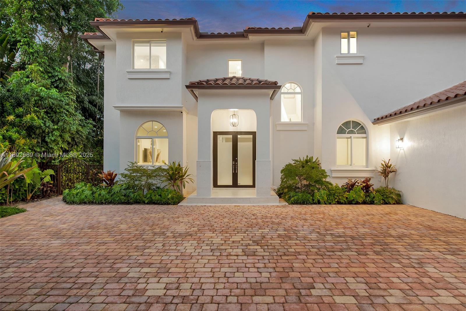 CENTRAL MIAMI PART 1 - Residential Lease