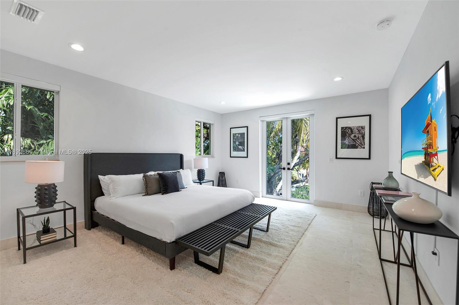 CENTRAL MIAMI PART 1 - Residential Lease