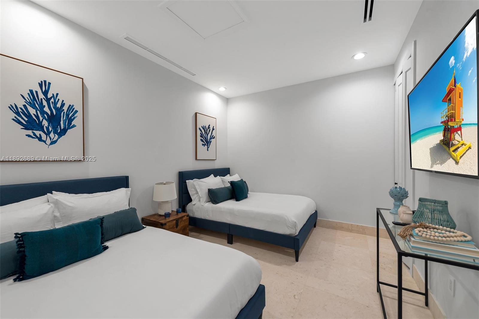 CENTRAL MIAMI PART 1 - Residential Lease