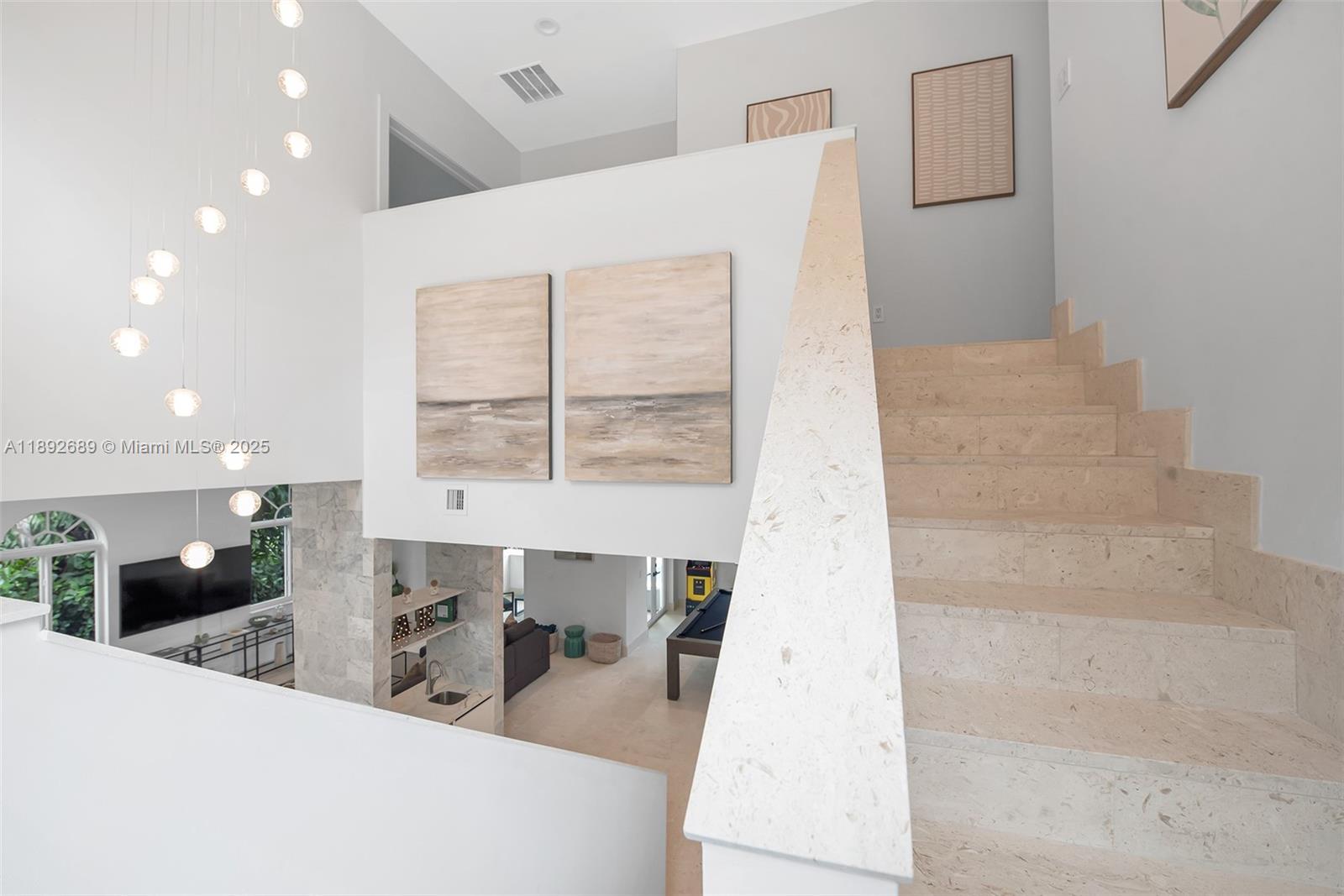 CENTRAL MIAMI PART 1 - Residential Lease