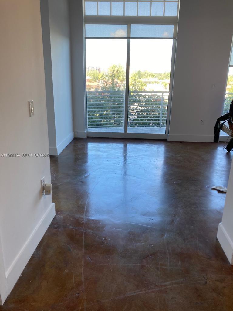 SKYLOFTS CONDO - Residential Lease