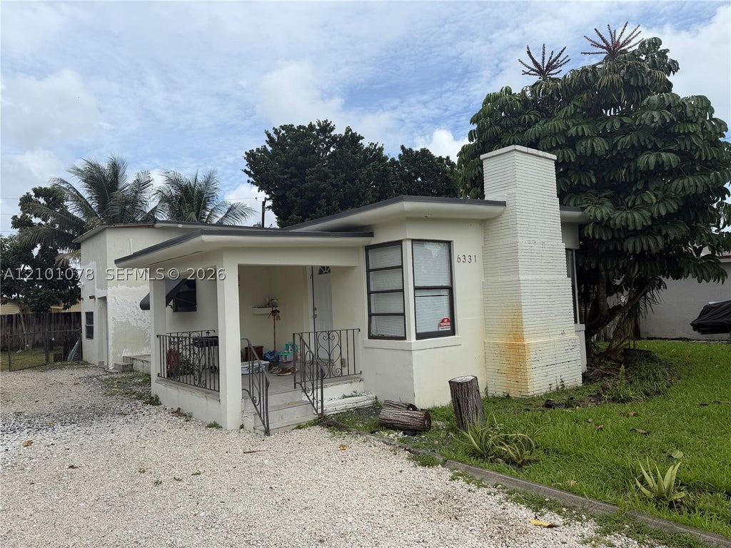 Photo of 6331 Fillmore St #C, Hollywood, FL 33024 (MLS # A12101078)