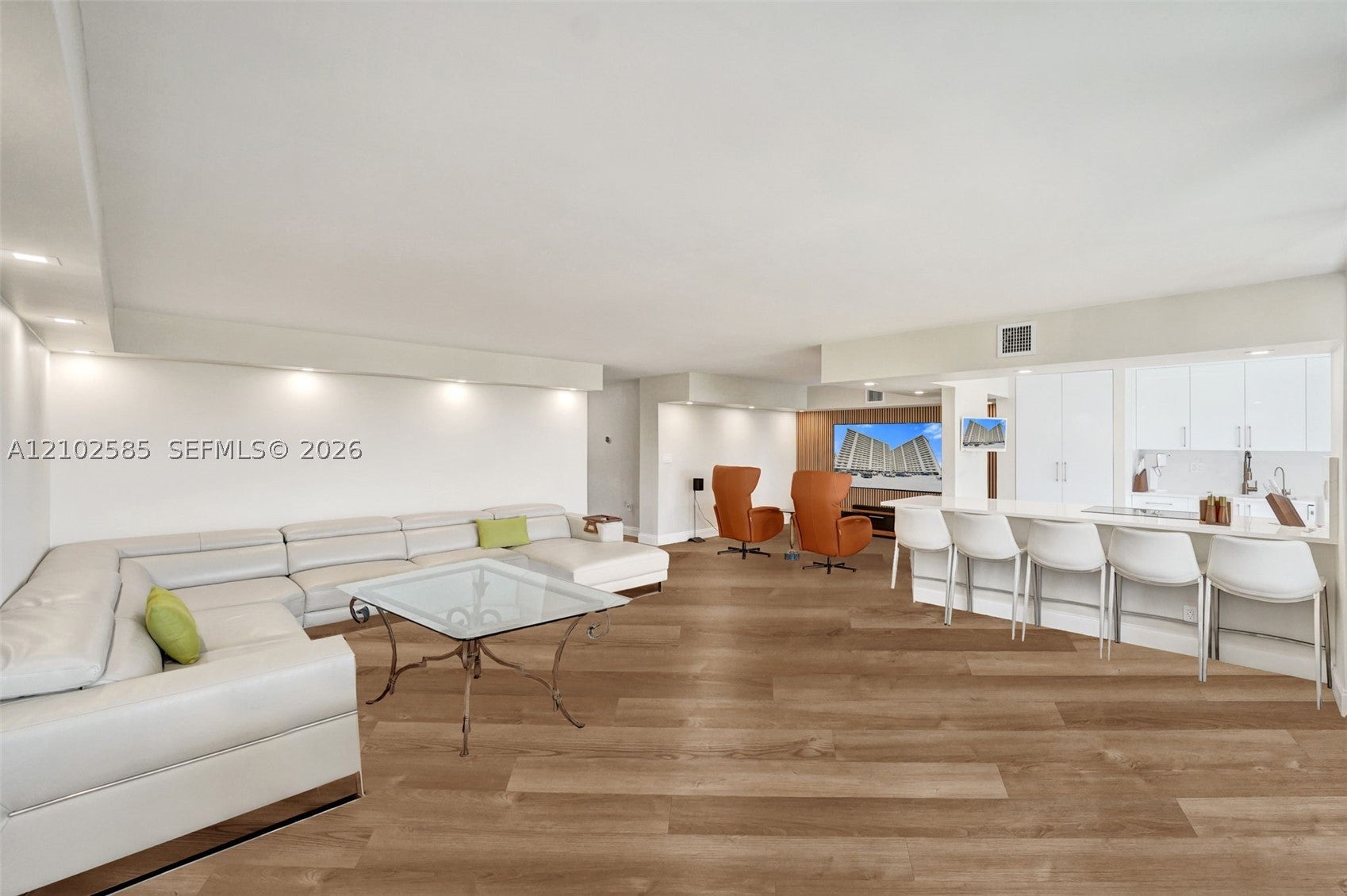 1901 N Ocean Blvd 3B