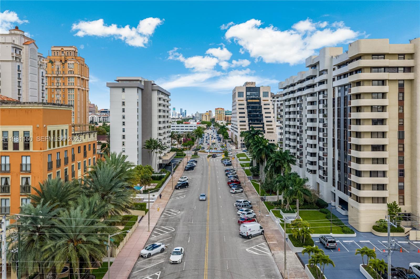 600 Biltmore Way 1205