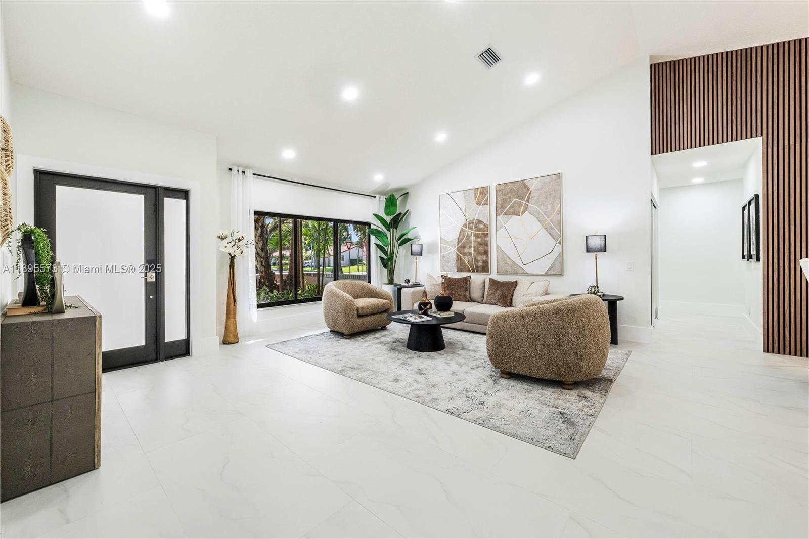 CYPRESS RUN - Residential