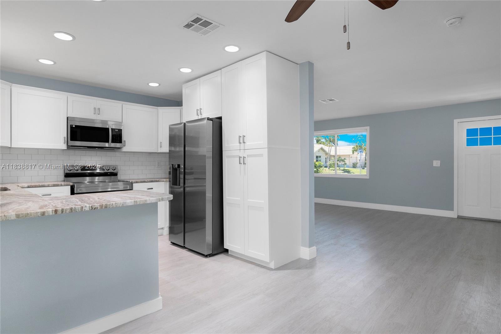 LINDA LOMA - Residential