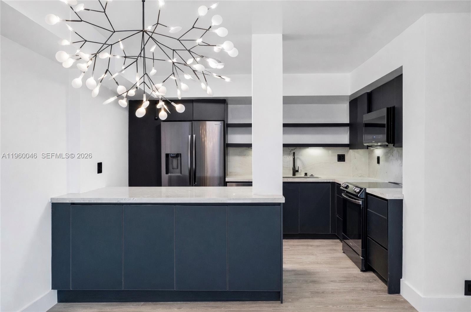 THE TOWERS OF QUAYSIDE CO - Residential