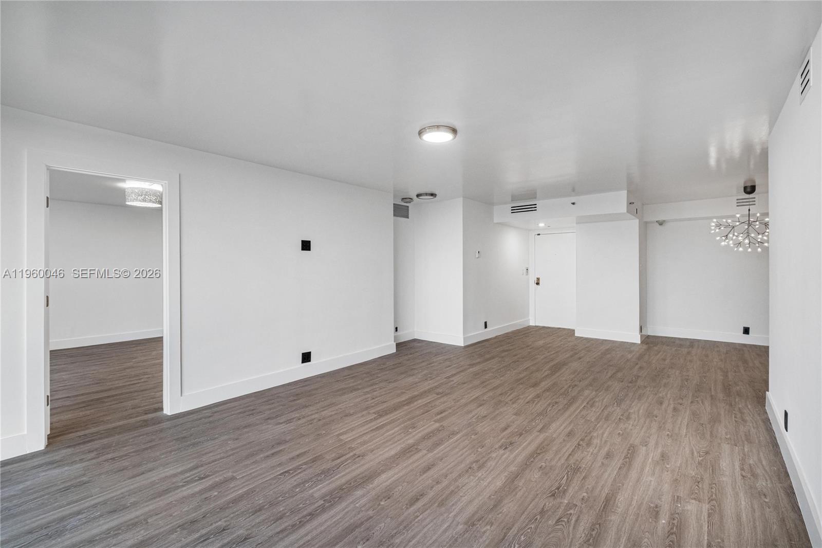 THE TOWERS OF QUAYSIDE CO - Residential