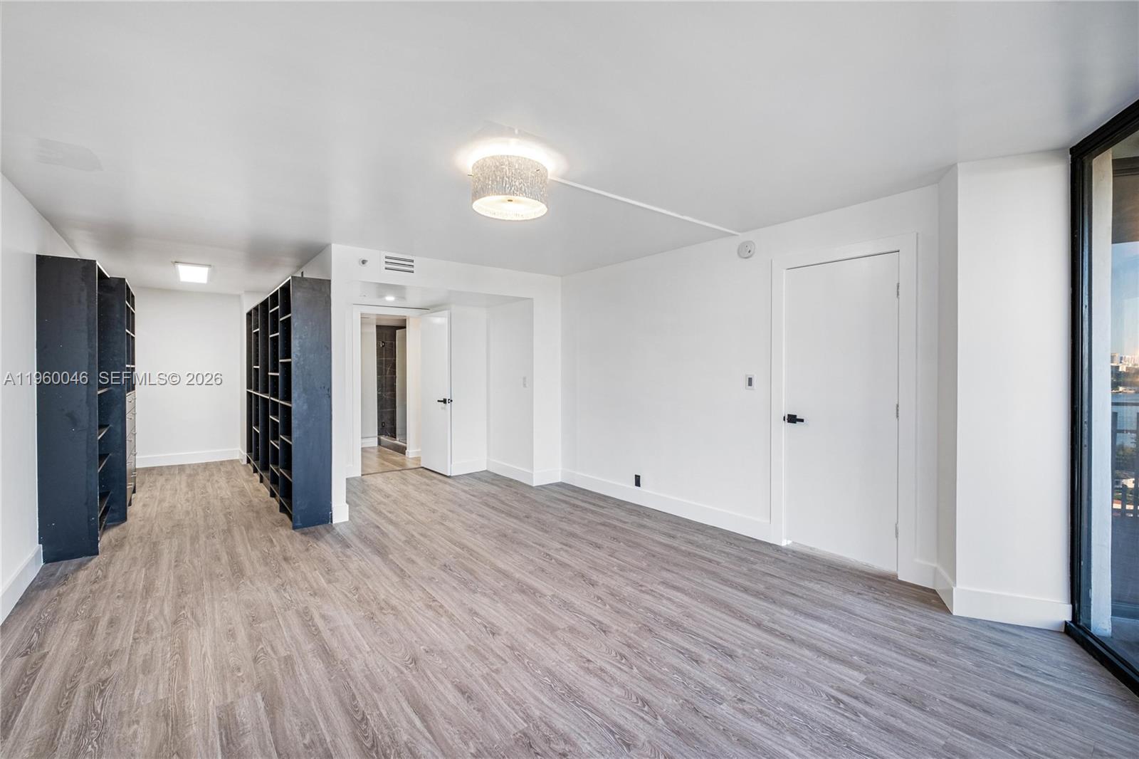 THE TOWERS OF QUAYSIDE CO - Residential