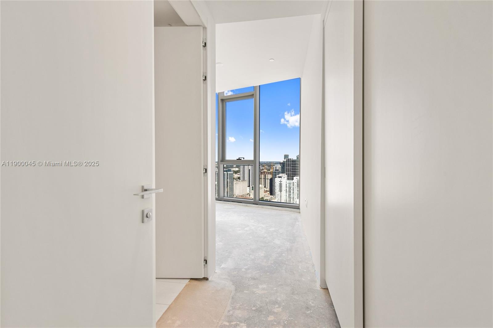 300 BISCAYNE BLVD WAY COND - Residential