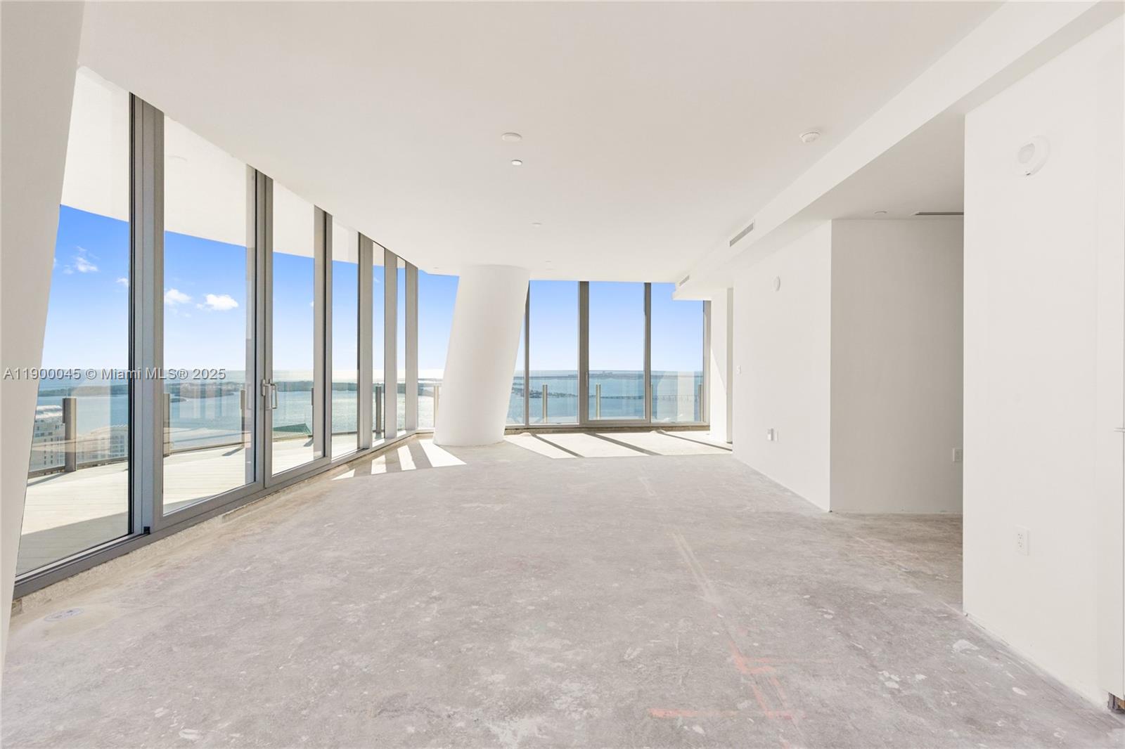 300 BISCAYNE BLVD WAY COND - Residential