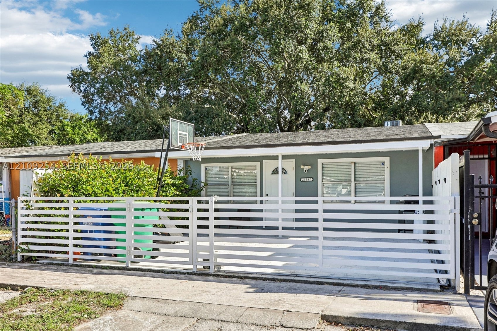 21342 NW 40th Cir Ct