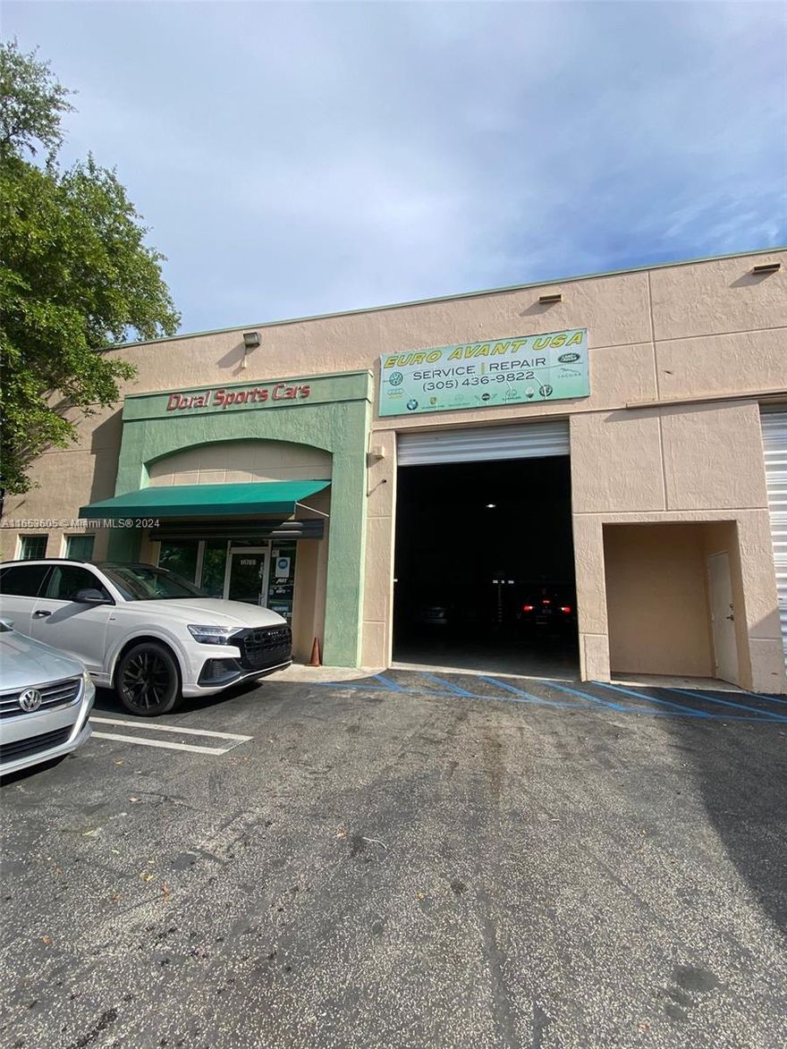 Established since 2015 and well-respected auto repair shop business for sale, specialized in European cars, while also proficient in servicing American, Japanese, and Korean vehicles with cutting-edge technology. This thriving business boasts an outstanding reputation and a loyal clientele. The spacious facility includes office space and comes fully equipped with lifts, a compressor, brake lathe, coil spring compressor, and other essential tools. All licenses are up-to-date and in excellent standing. Moreover, this profitable workshop is a perfect fit for obtaining an E2 investor visa or an L1 visa. Don't miss this incredible opportunity to own a successful and versatile auto repair business!