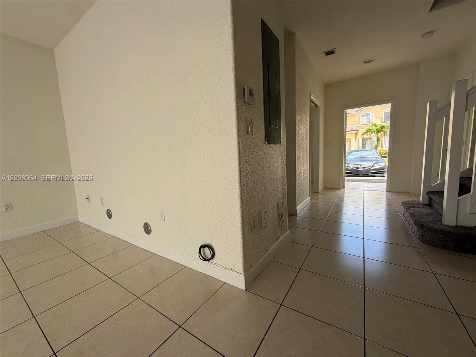 SHOMA VILLAS I AT COUNTRY - Residential