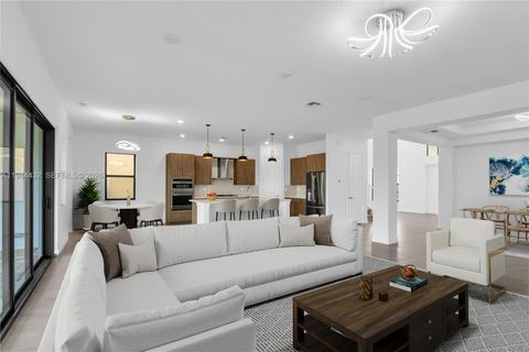 12535 N Parkland Bay Trl Parkland FL 33076