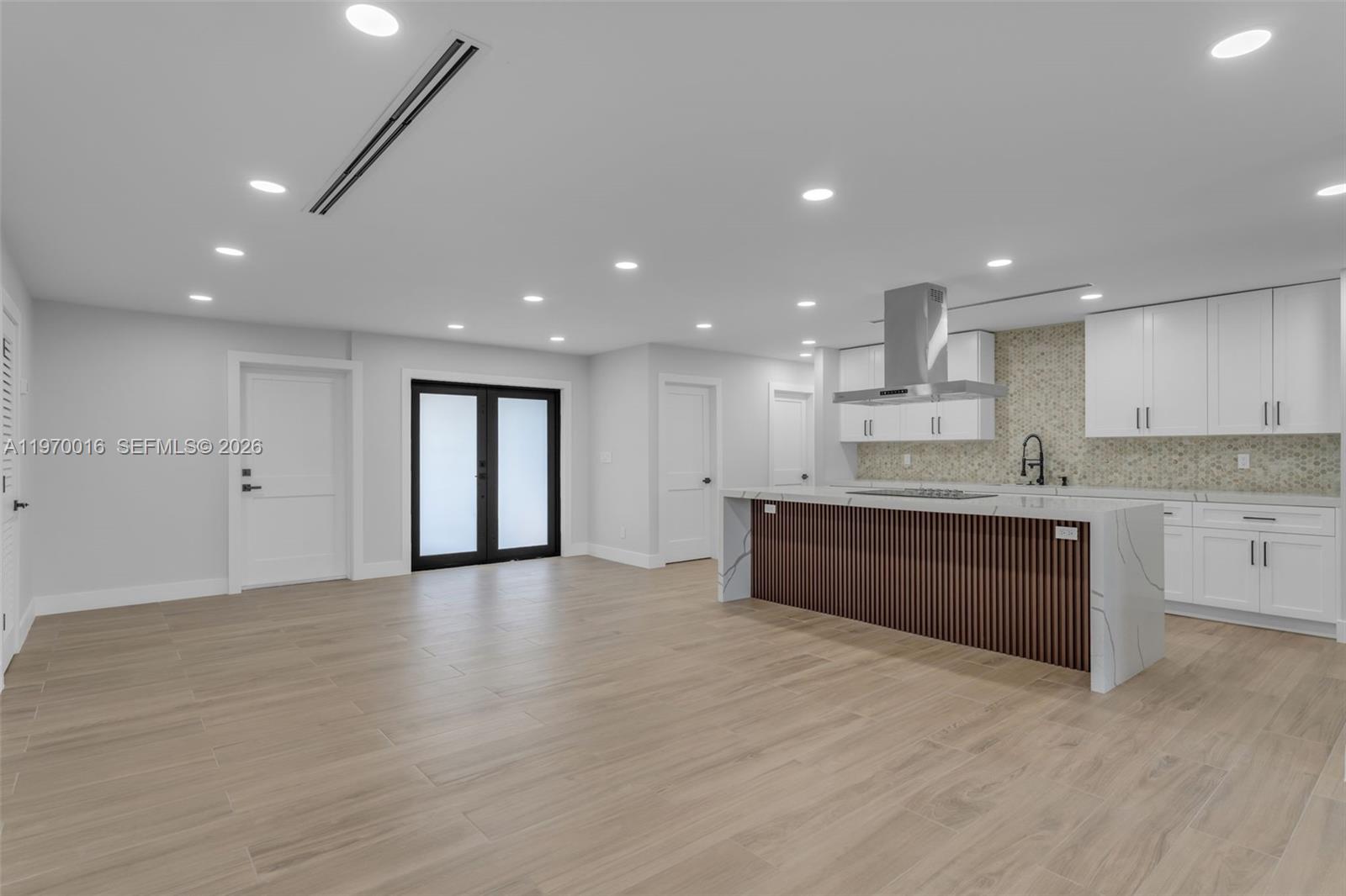 DARLINGTON MANOR - Residential