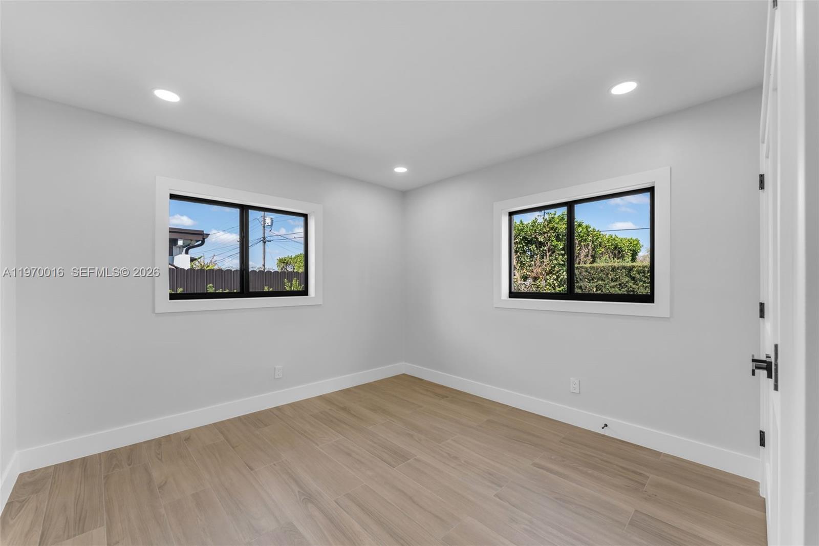 DARLINGTON MANOR - Residential