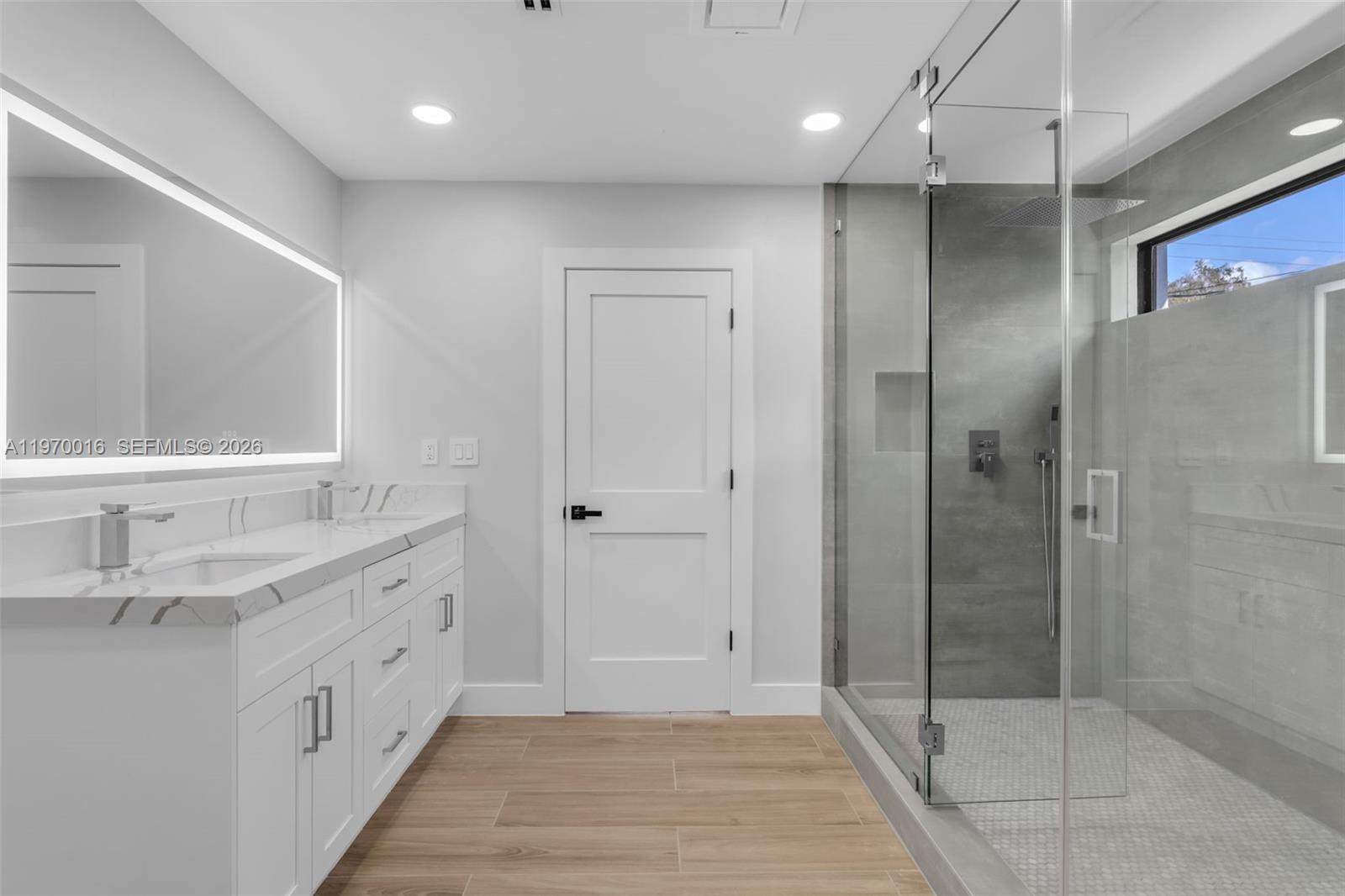 DARLINGTON MANOR - Residential