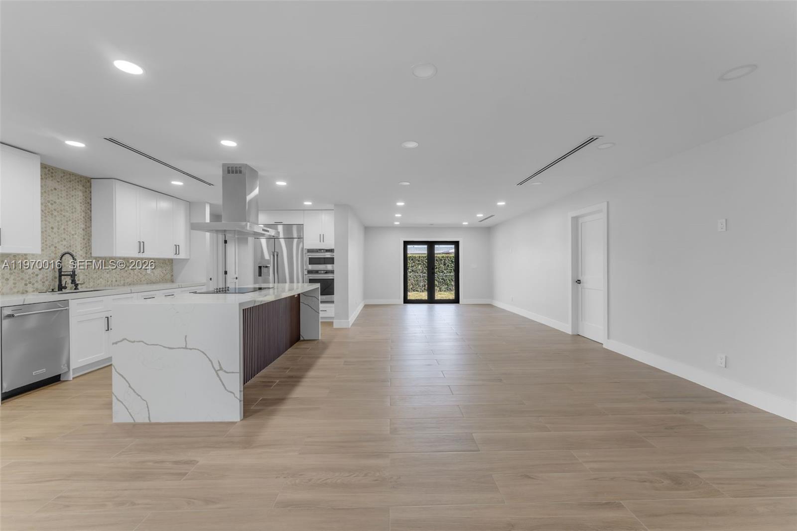 DARLINGTON MANOR - Residential