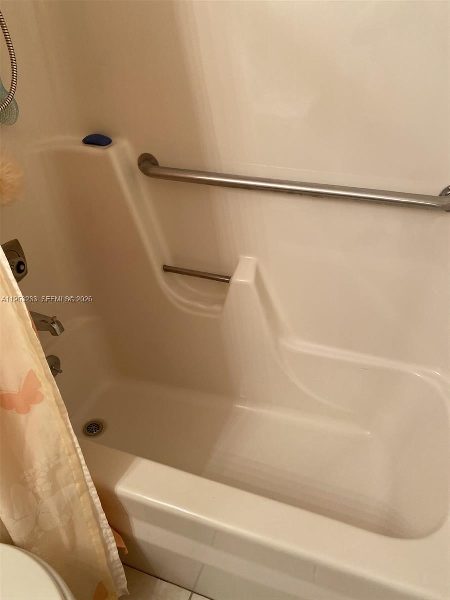 VISTA GARDENS F/K/A VISTA - Residential