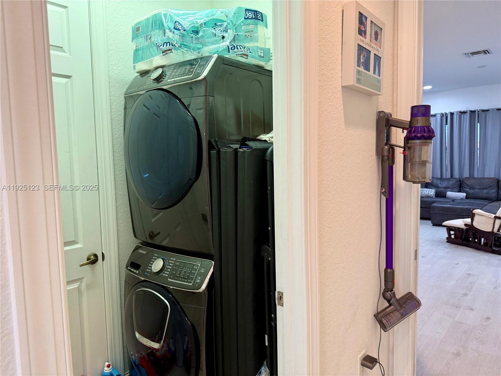 CYPRESS POINTE III AT HER - Residential