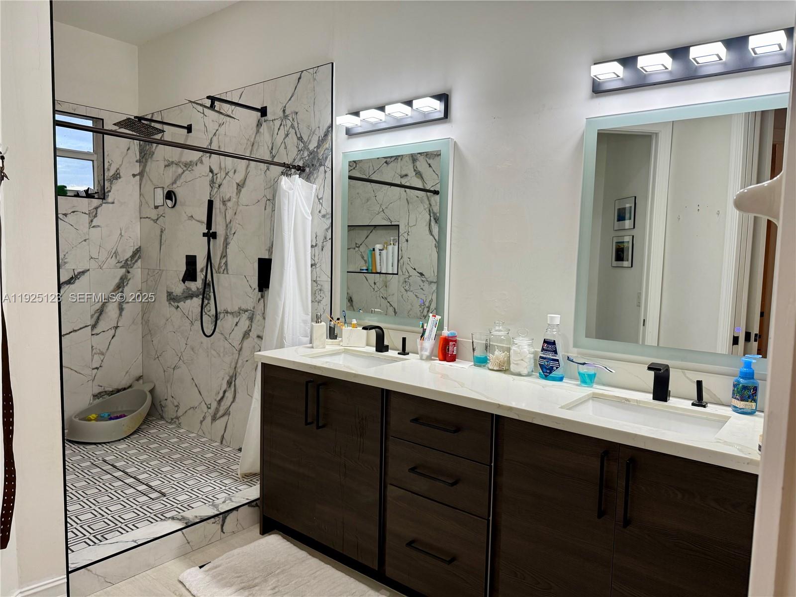 CYPRESS POINTE III AT HER - Residential