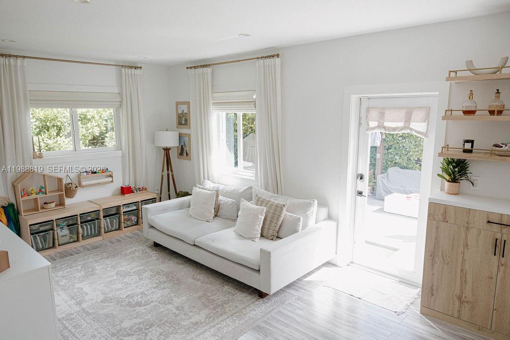 CENTRAL MIAMI PT 3 - Residential